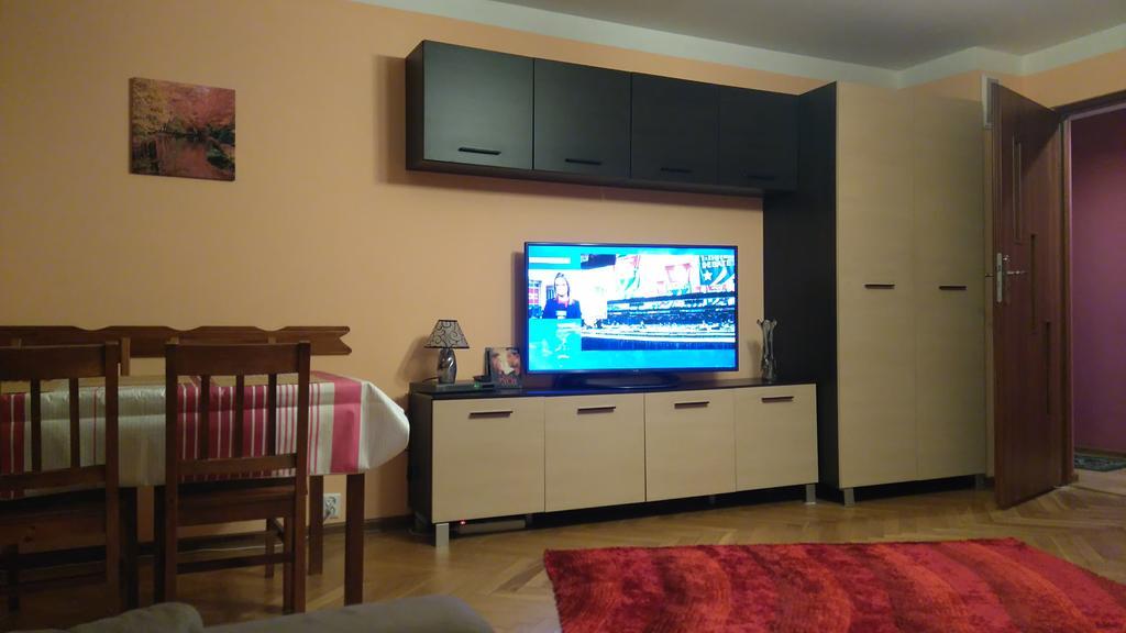 شقة Na Malej شكلارسكا بوريبا المظهر الخارجي الصورة